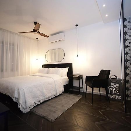 Z-32 Luxury Boutique Apartment 埃拉特 外观 照片